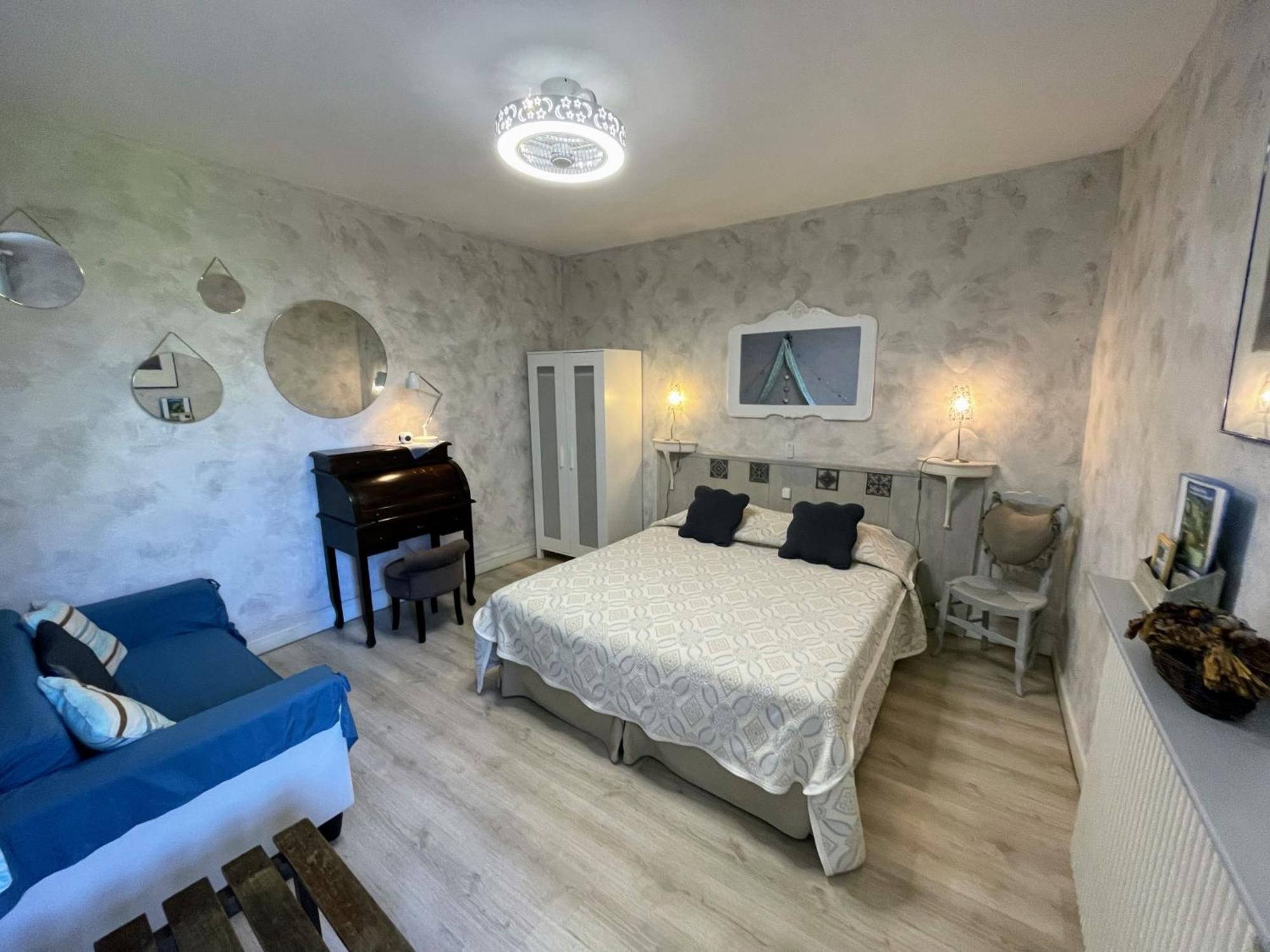 Maison Du Manoir Vallon-Pont-dʼArc Екстериор снимка